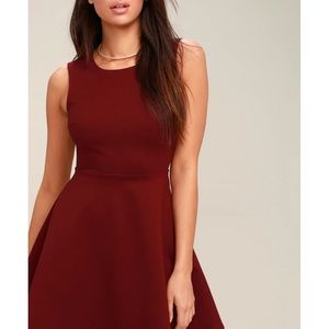 🆕✨ Backless skater dress